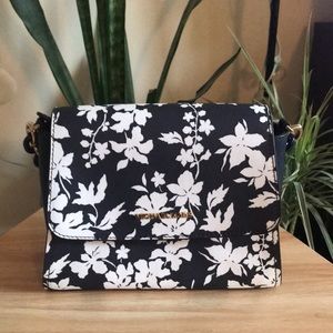 Michael Kors Sofia Portia Small East West Satchel Crossbody Navy/White.